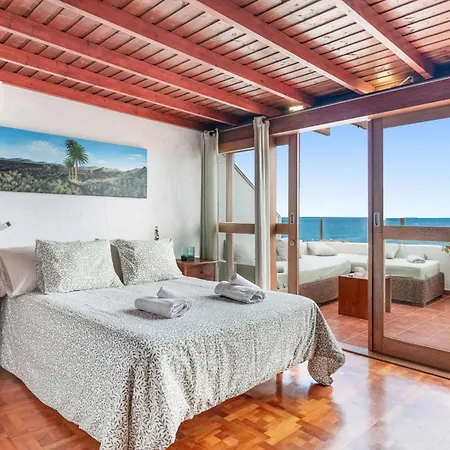 Casa Roque Feriehus Haría